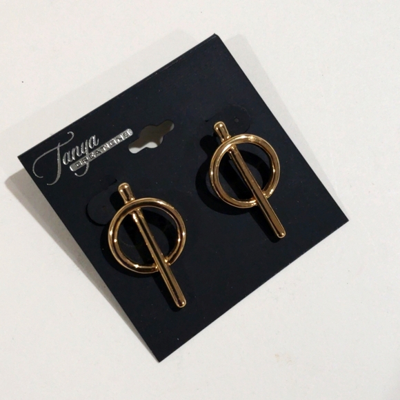 Modern Gold Tone Geometric Bar & Hoop Stud 1.5 Drop Earrings – Trendy Jewelry - Picture 3 of 9